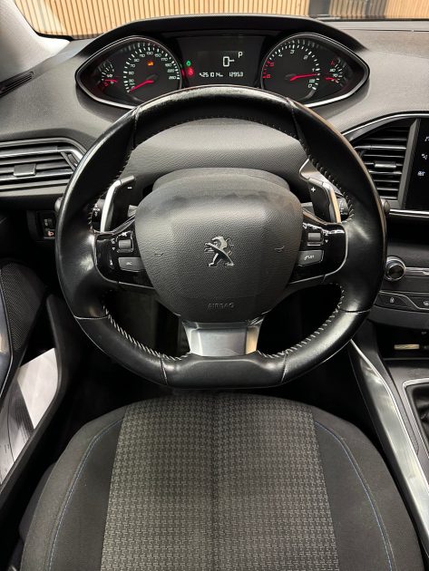 PEUGEOT 308 2019