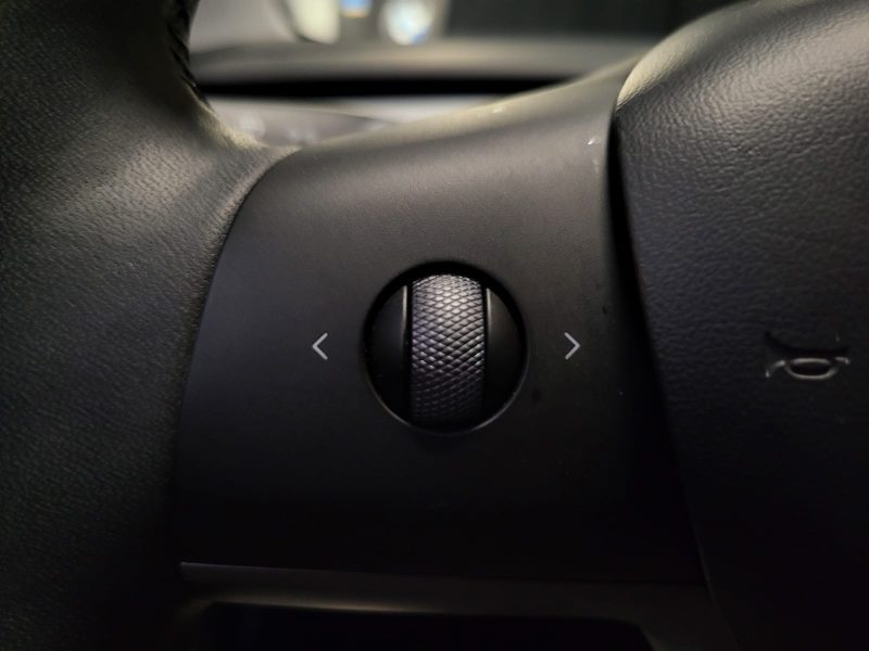 TESLA MODEL 3 275cv STANDARD RANGE PLUS / 1ERE MAIN+AUTOPILOT+SIEGES ELECTRIQUES+VOLANT CHAUFFANT+CA