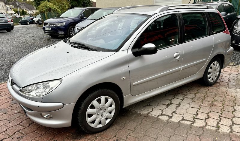 PEUGEOT 206 SW 1.4L HDi 68Ch *TRENDY* / REVISE GARANTIE 