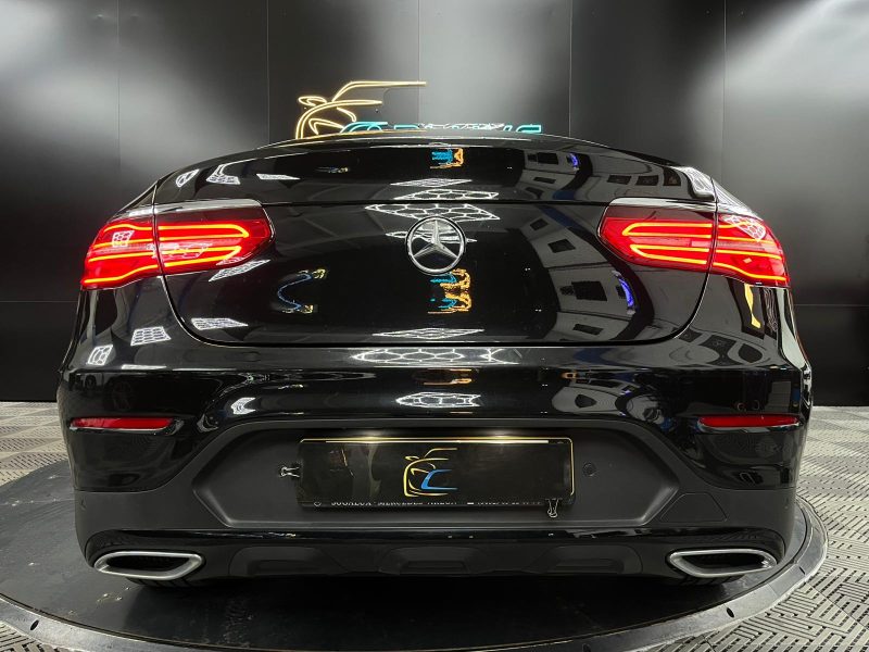MERCEDES-BENZ GLC Coupé 220d 170cv AMG Line 4Matic Boîte Auto 9G-Tronic