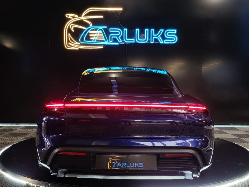 PORSCHE TAYCAN TURBO 680cv BATTERIE PERFORMANCE PLUS /PACK CHRONO+TOIT PANORAMIQUE+BOSE/