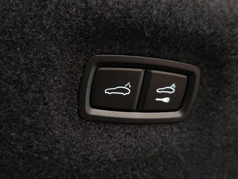 PORSCHE TAYCAN TURBO 680cv BATTERIE PERFORMANCE PLUS /PACK CHRONO+TOIT PANORAMIQUE+BOSE/