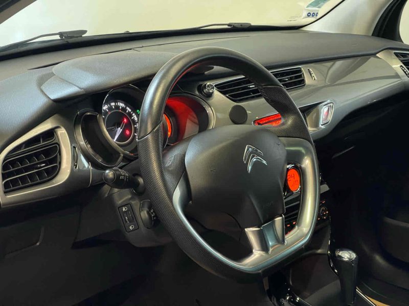 CITROEN C3 II 1.6 VTI 120ch BOITE AUTO EXCLUSIVE GARANTIE 12 MOIS