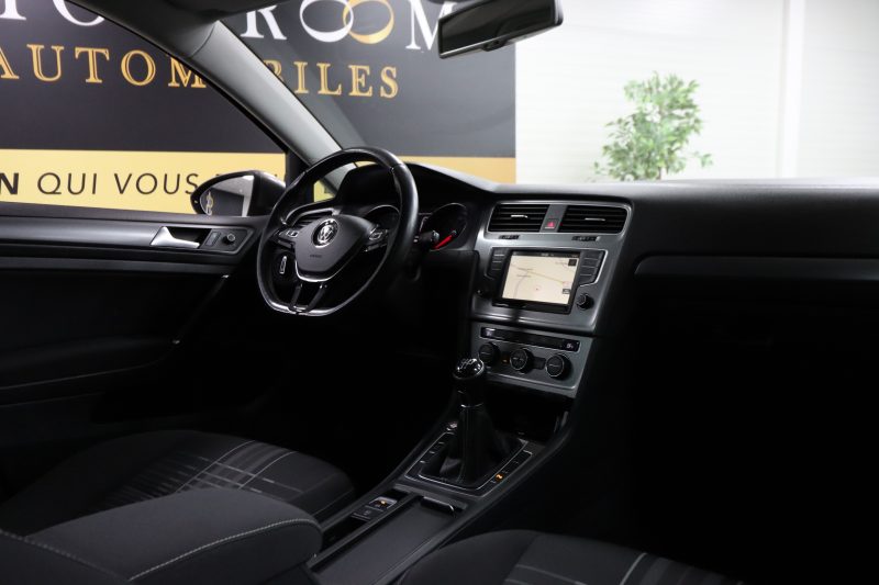 VOLKSWAGEN GOLF VII 2015