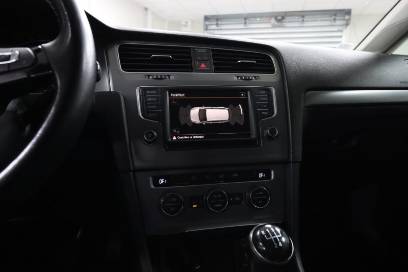 VOLKSWAGEN GOLF VII 2015