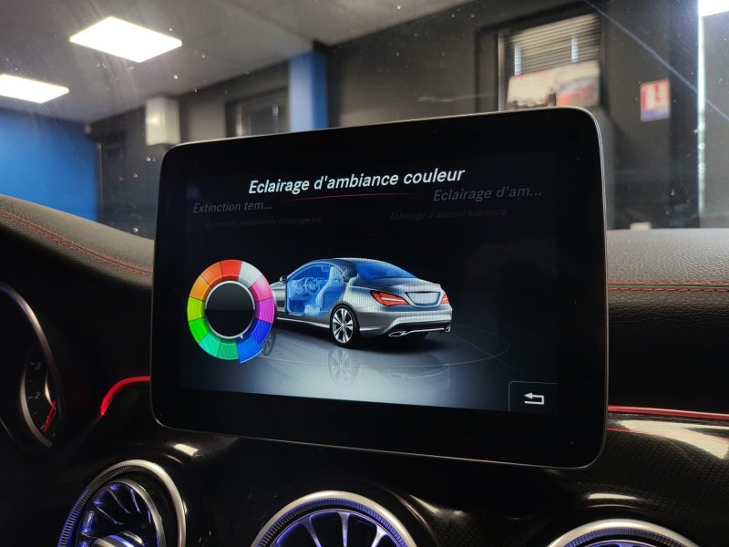 MERCEDES CLA 45 AMG 4MATIC 381cv / ENTRETIEN COMPLET MERCEDES / TOIT OUVRANT / CARPLAY / SIEGES F1  