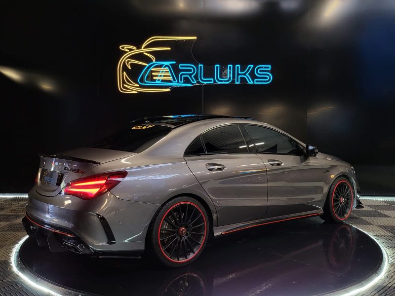 MERCEDES CLA 45 AMG 4MATIC 381cv / ENTRETIEN COMPLET MERCEDES / TOIT OUVRANT / CARPLAY / SIEGES F1  
