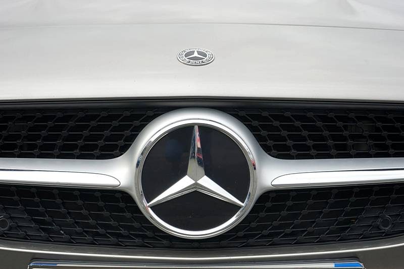 MERCEDES CLA II SHOOTING BREAK 180 D BUSINESS LINE 7G-DCT