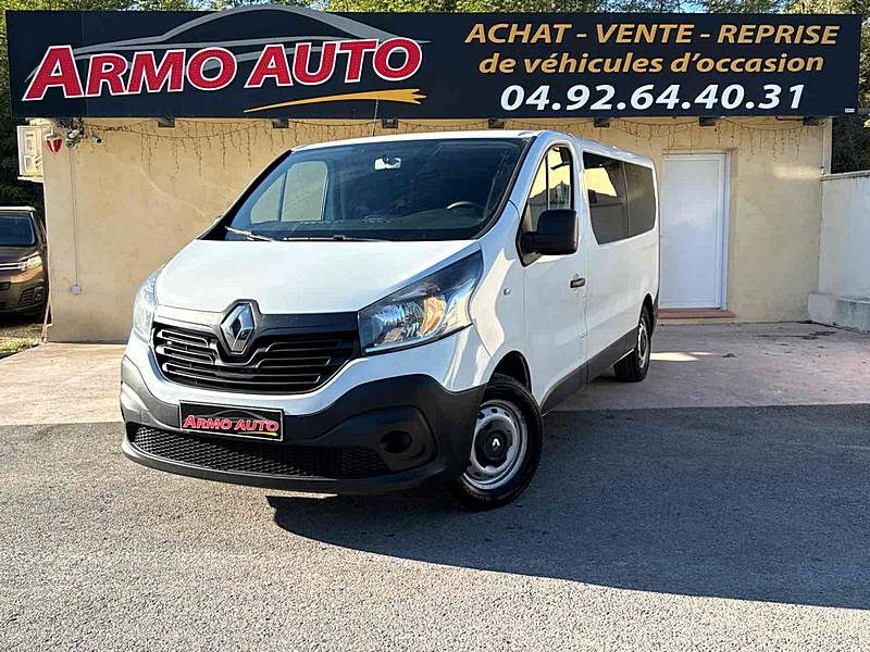 RENAULT TRAFIC  2018