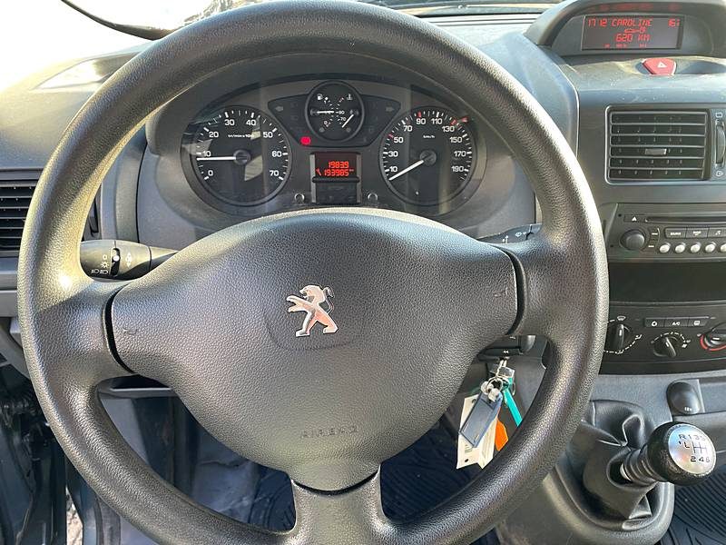 PEUGEOT EXPERT 2014