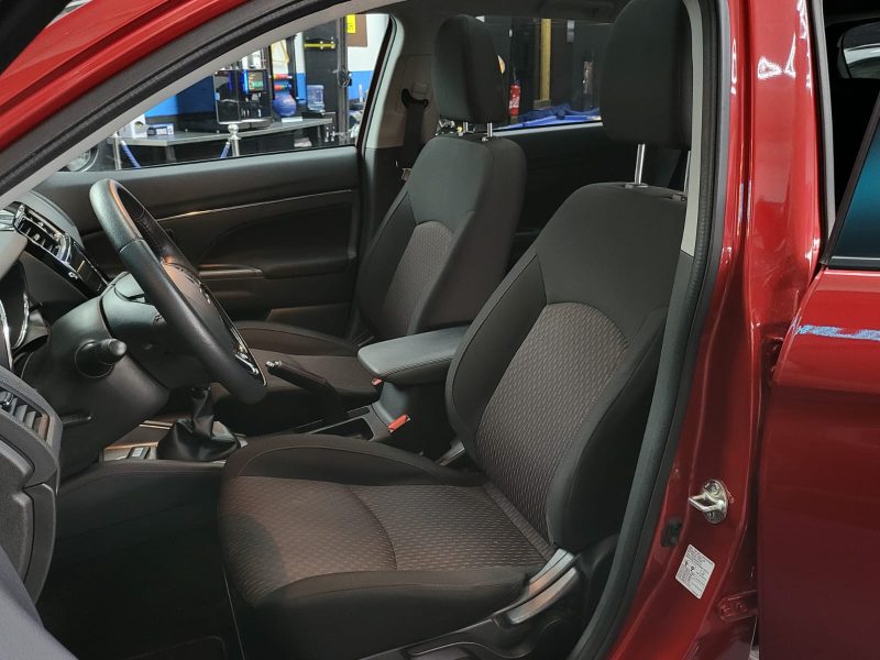 MITSUBISHI ASX 1.6 MIVEC 115cv Black Collection BVM5 2WD