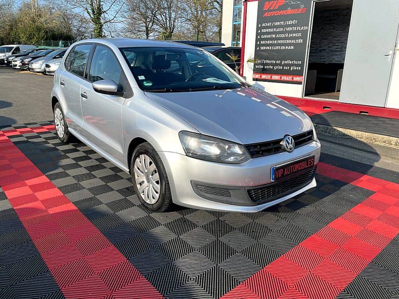 VOLKSWAGEN POLO 2012