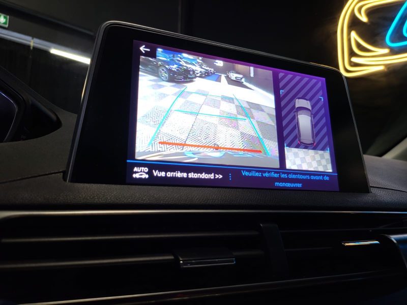 PEUGEOT 3008 1.2 PureTech 100ch ALLURE / TOIT PANO / VIRTUAL COCKPIT / CAMERA / RADAR / PARK ASSIST 