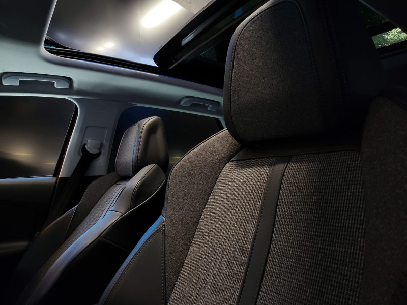 PEUGEOT 3008 1.2 PureTech 100ch ALLURE / TOIT PANO / VIRTUAL COCKPIT / CAMERA / RADAR / PARK ASSIST 