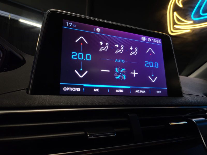 PEUGEOT 3008 1.2 PureTech 100ch ALLURE / TOIT PANO / VIRTUAL COCKPIT / CAMERA / RADAR / PARK ASSIST 