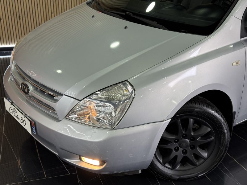 KIA CARNIVAL 2010