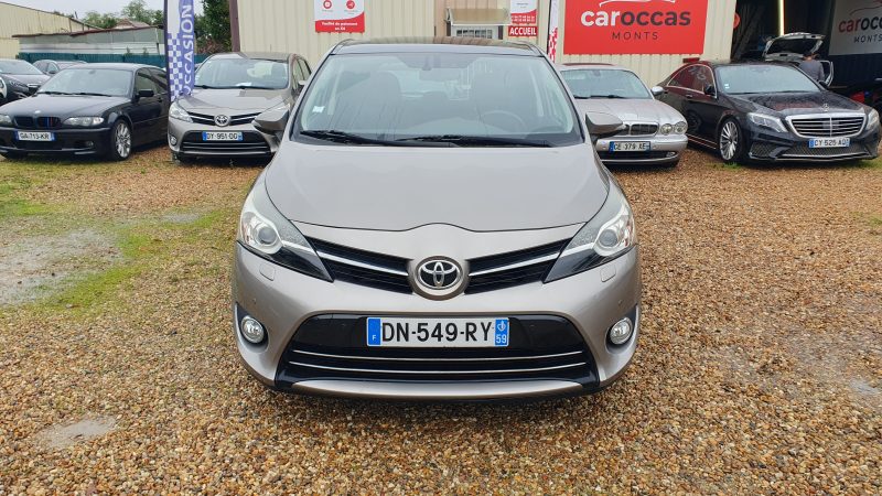 TOYOTA VERSO 2015