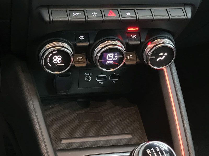 RENAULT CLIO V 1.0 TCe 90cv Lutecia BVM6