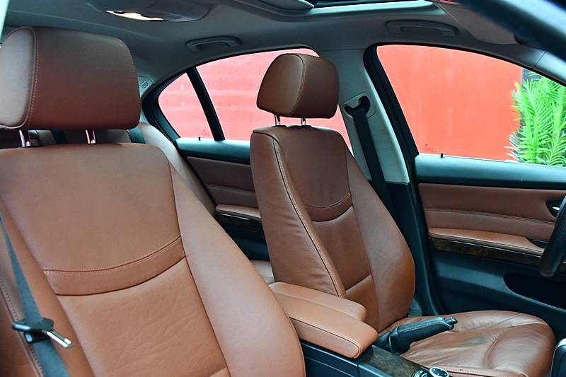 SERIE 325I LCI PHASE 2 2.5L ESSENCE 218 CV