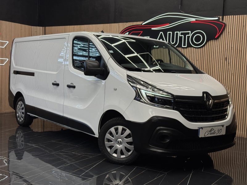 RENAULT TRAFIC 2021