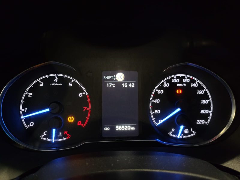 TOYOTA YARIS 1.5 VVTI 110 DESIGN Y20 / CAMERA / CARPLAY