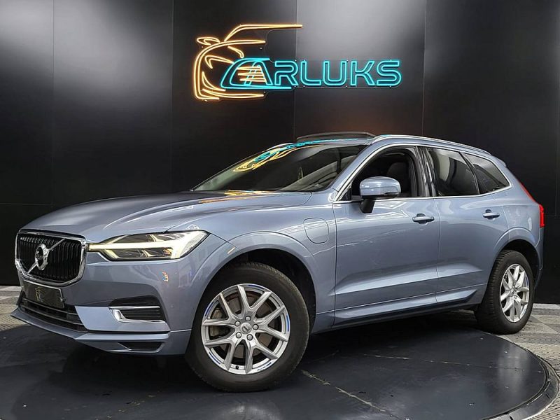 VOLVO XC60 II T8 Hybrid 392 cv Momentum AWD Geartronic8
