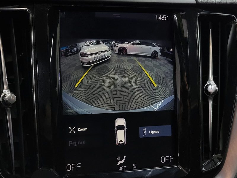 VOLVO XC60 II T8 Hybrid 392 cv Momentum AWD Geartronic8