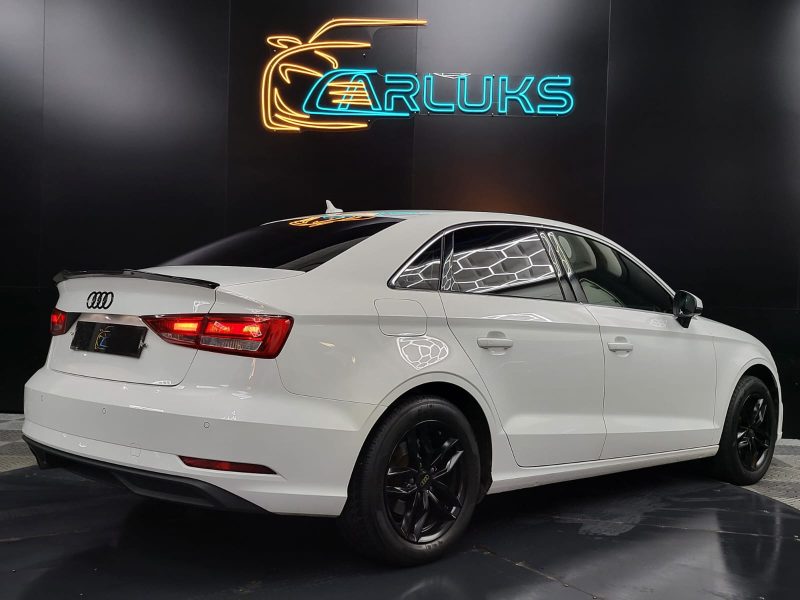 AUDI A3 LIMOUSINE 1.6 TDI 116cv Business Line Boîte Auto S-Tronic7