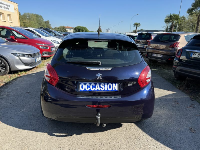 PEUGEOT 208 1.6 HDI 92CV ALLURE 