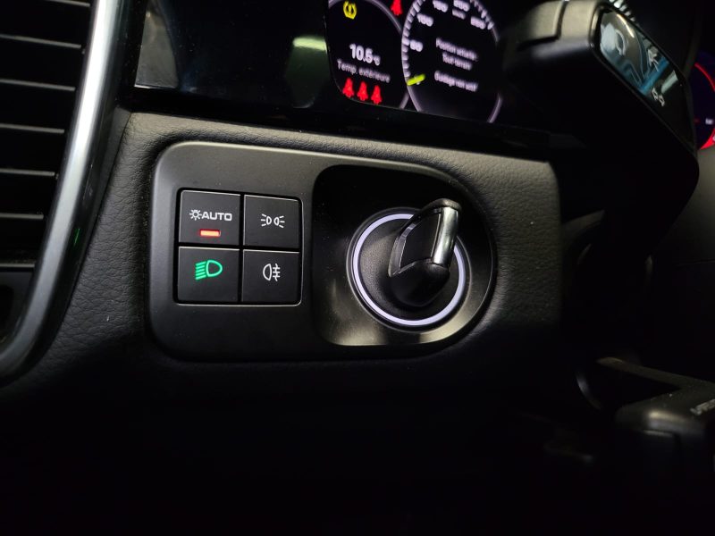 PORSCHE CAYENNE COUPE E-HYBRID 3.0 V6 462cv PLATINUM / PDLS / 360 / PACK CHRONO