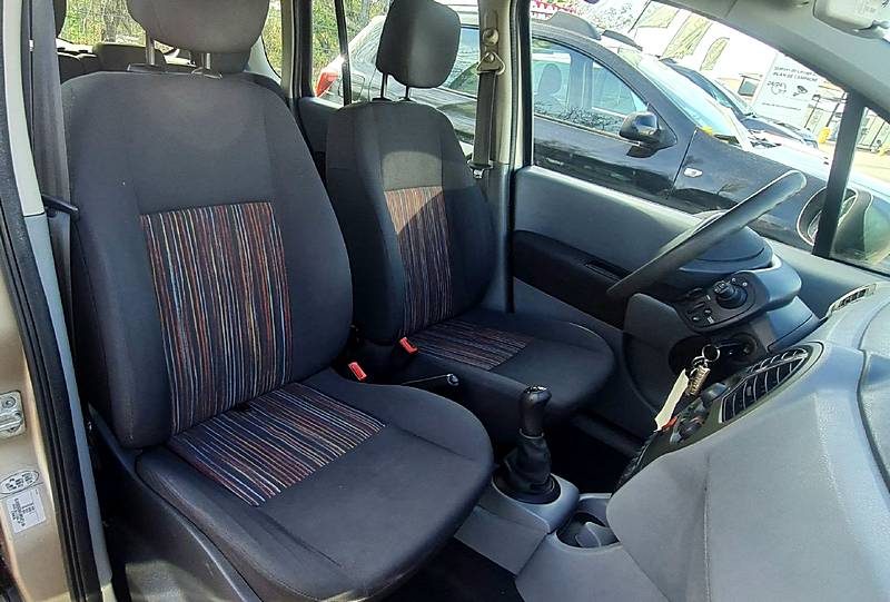 RENAULT GRAND MODUS 2009