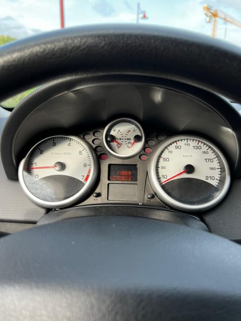 PEUGEOT 207 2010 Urban 1.4 Vti 95cv / Moteur à Chaine CT OK 