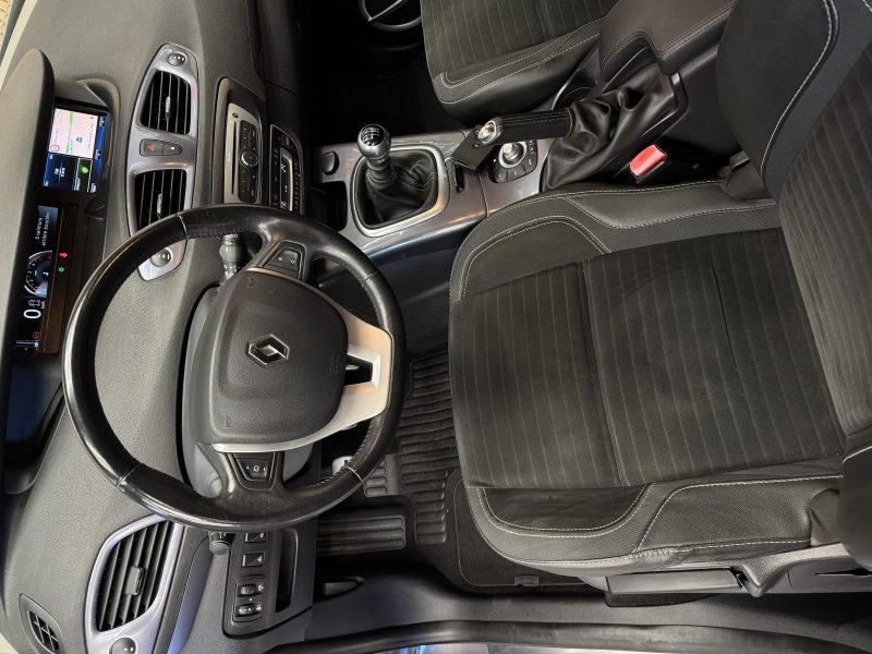 RENAULT MEGANE SCENIC 2014