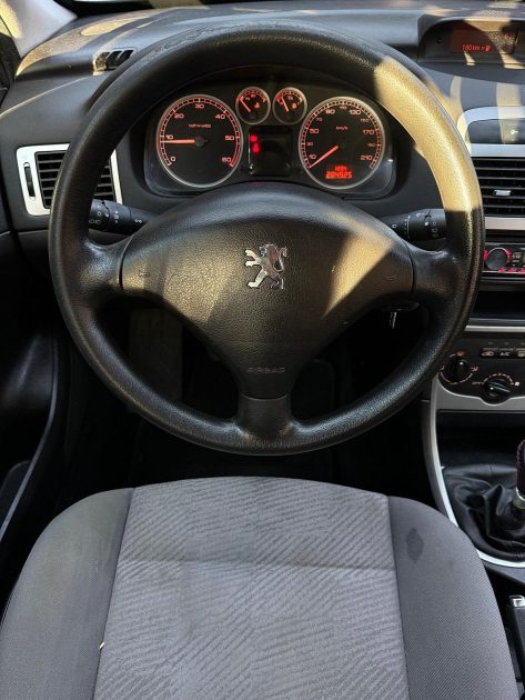 PEUGEOT 307 2004