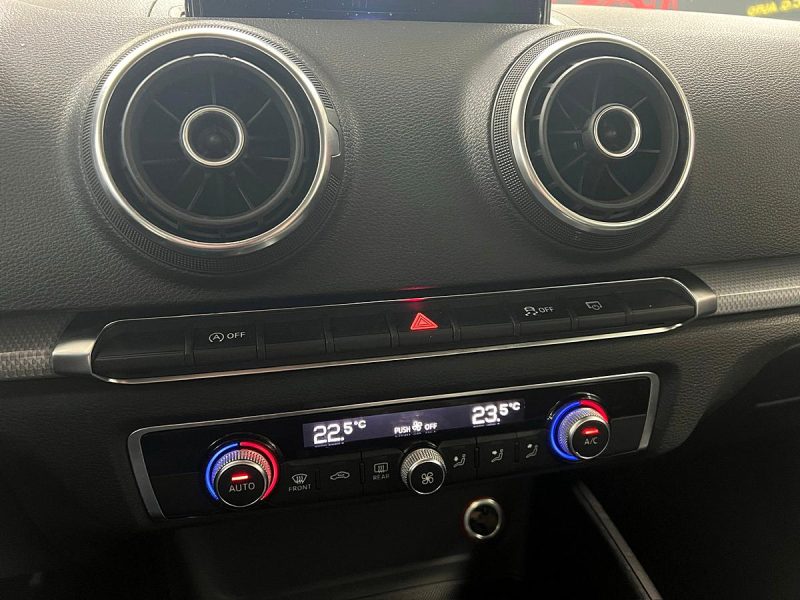 AUDI A3 SPORTBACK 1.6 TDI 105CH AMBIENTE