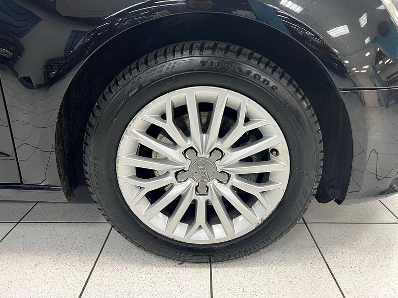 AUDI A3 SPORTBACK 1.6 TDI 105CH AMBIENTE