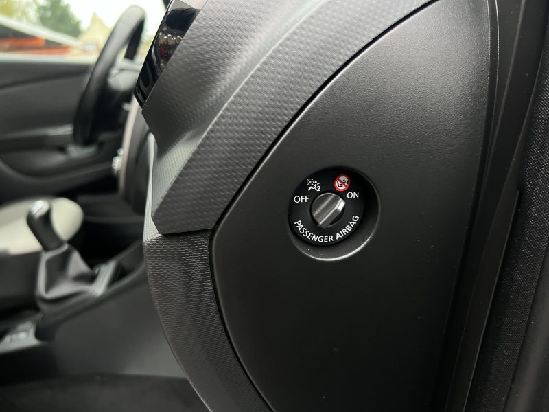 RENAULT CAPTUR 0.9 TCE 90 Cv 1ERE MAIN 29 100 Km GPS BLUETOOTH REGULATEUR CRIT AIR 1 - GARANTIE 1 AN