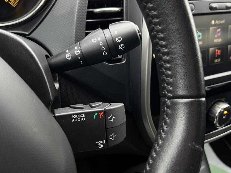 RENAULT CAPTUR 0.9 TCE 90 Cv 1ERE MAIN 29 100 Km GPS BLUETOOTH REGULATEUR CRIT AIR 1 - GARANTIE 1 AN