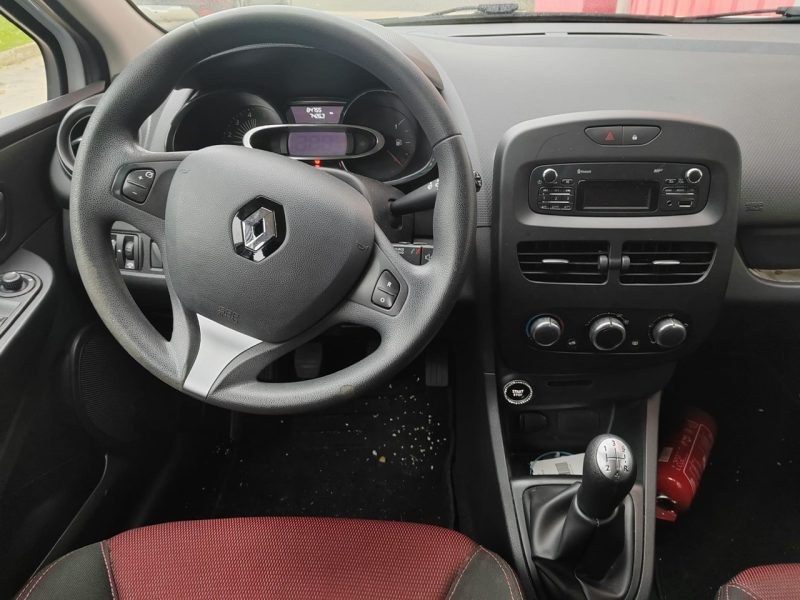 RENAULT CLIO 2016