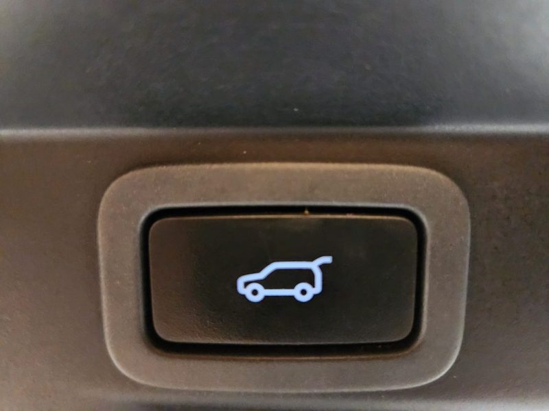 Land Rover RANGE ROVER SPORT II 5.0 V8 510 SUPERCHARGED HSE DYNAMIC*PANO*MERIDIAN*CAM*ATTELAGE