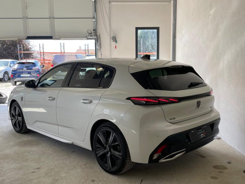 PEUGEOT 308 BlueHDi 130 gt