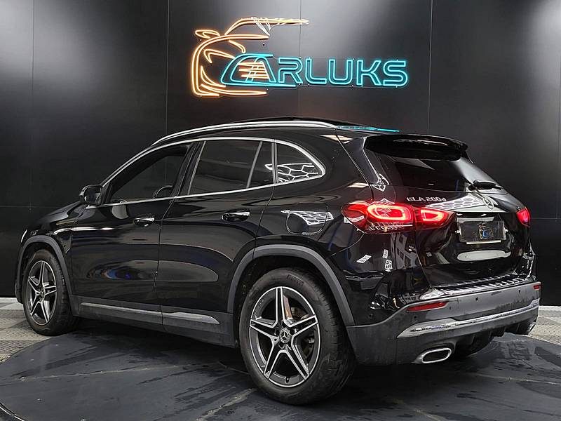 MERCEDES-BENZ GLA 200d 150cv AMG Line Premium+ Boîte Auto 8G-DCT