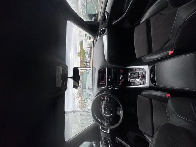 AUDI Q5 AMBITION 2.0 TDI (170Ch)