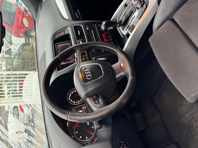 AUDI Q5 AMBITION 2.0 TDI (170Ch)