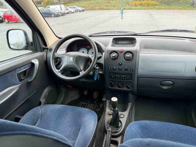 PEUGEOT PARTNER 2004