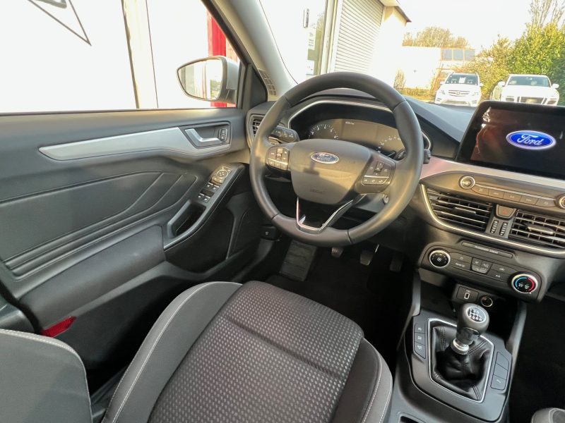 FORD FOCUS 1.0l EcoBoost Cool and Connect 100ch