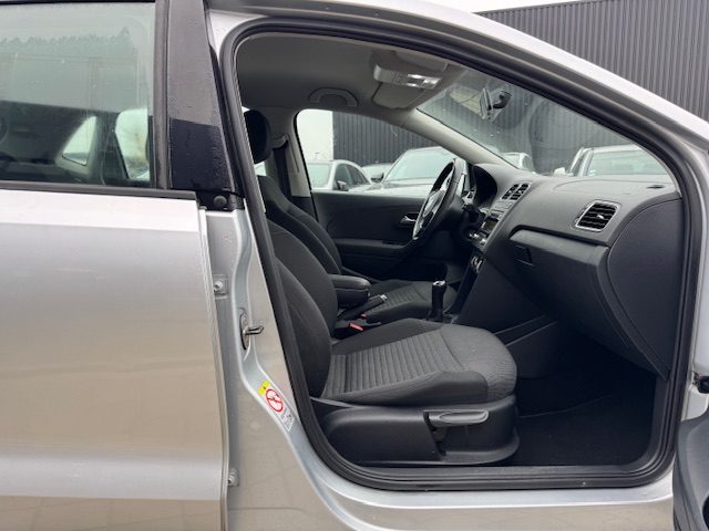 VOLKSWAGEN POLO V 2011 1.6 TDI 1598cm3 90cv