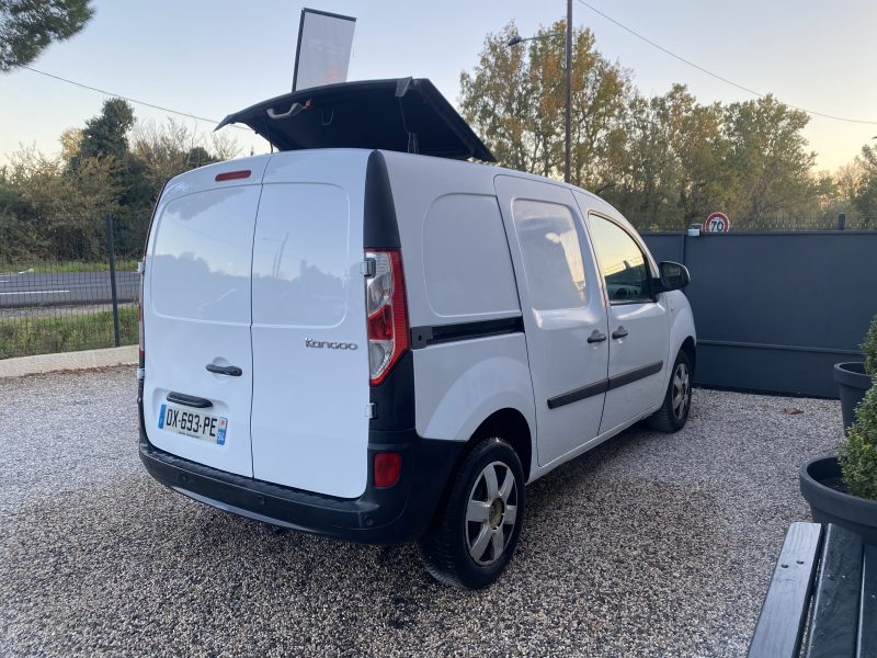 RENAULT KANGOO 2015