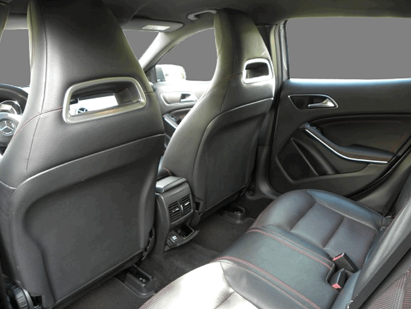 Mercedes GLA 200D 136 ch Fascination 7G-DCT