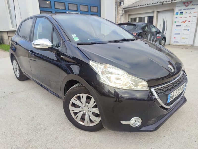 PEUGEOT 208 Style 1.2 82ch BVM5 CT OK
